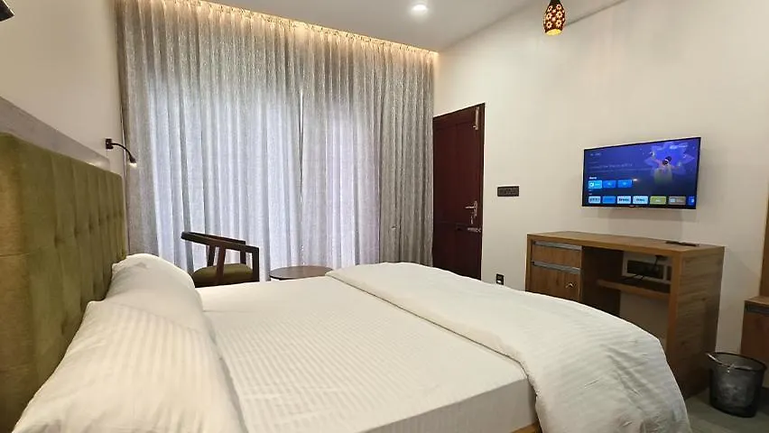 Theeram Guesthouse Thiruvananthapuram 0*,  Ινδία