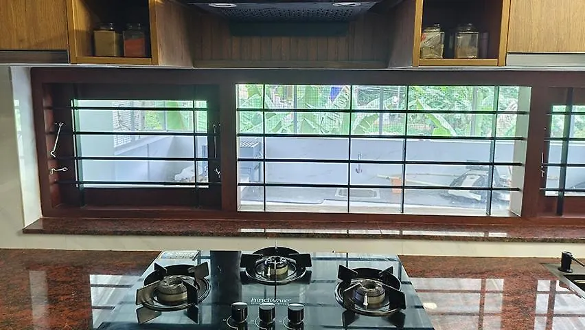 Theeram Guesthouse Thiruvananthapuram 0*,  Ινδία